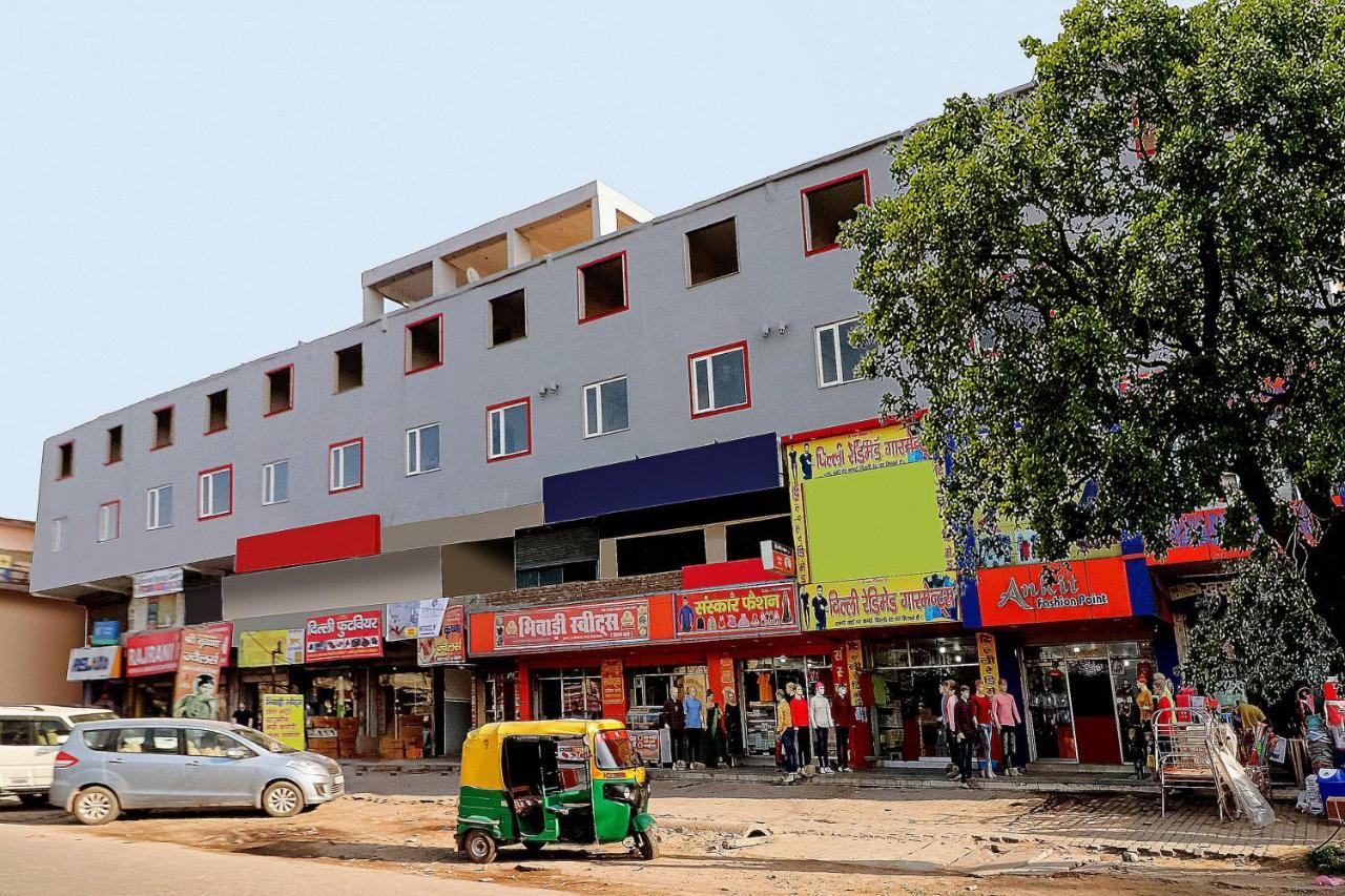 Townhall Bhiwadi Экстерьер фото