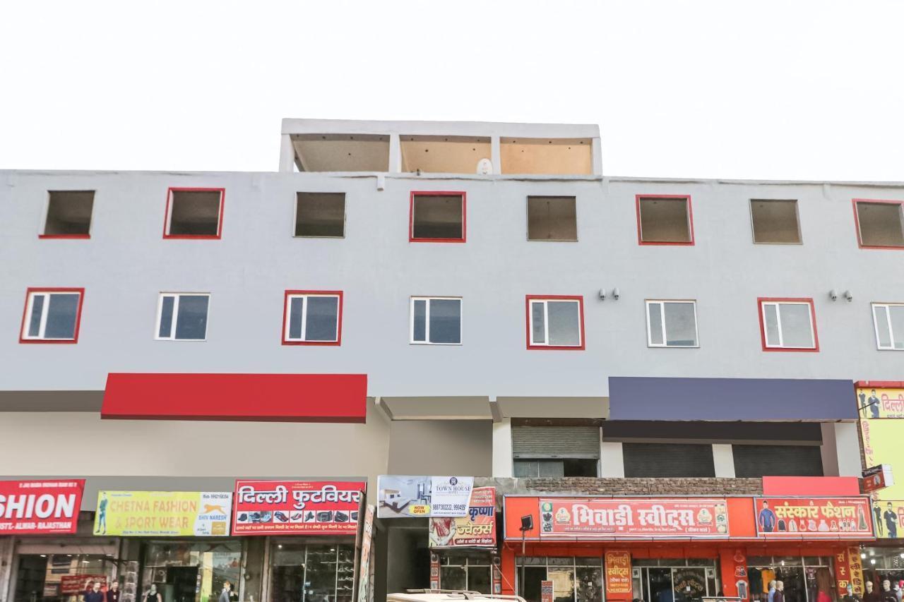Townhall Bhiwadi Экстерьер фото