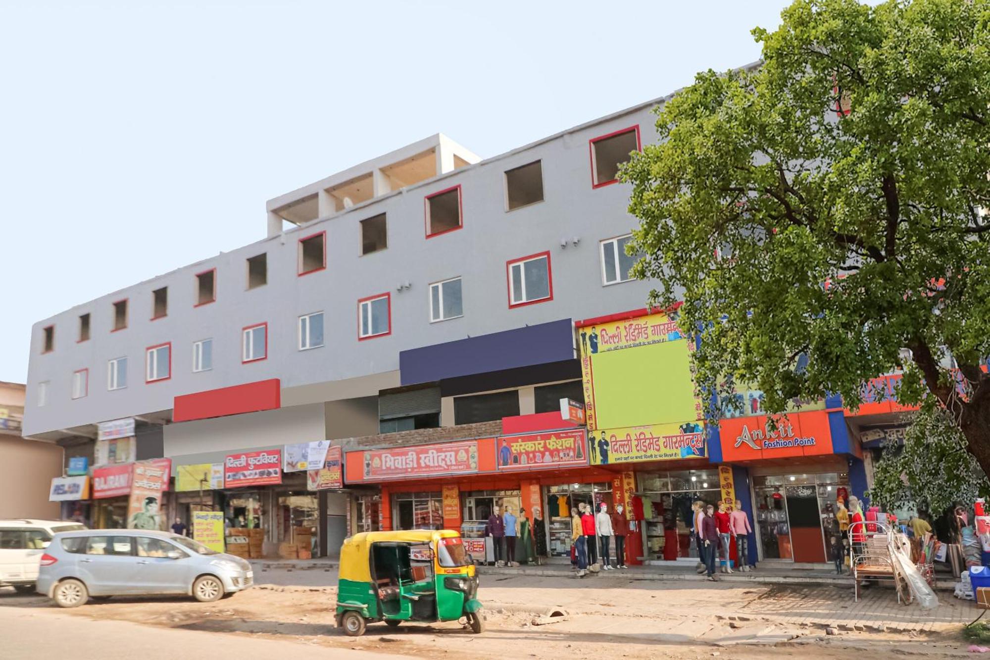 Townhall Bhiwadi Экстерьер фото